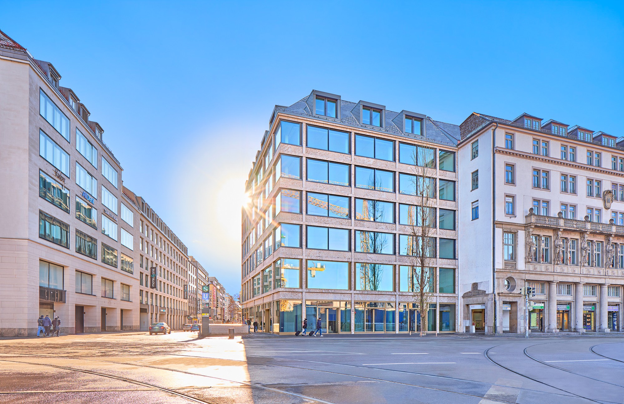 B.munich