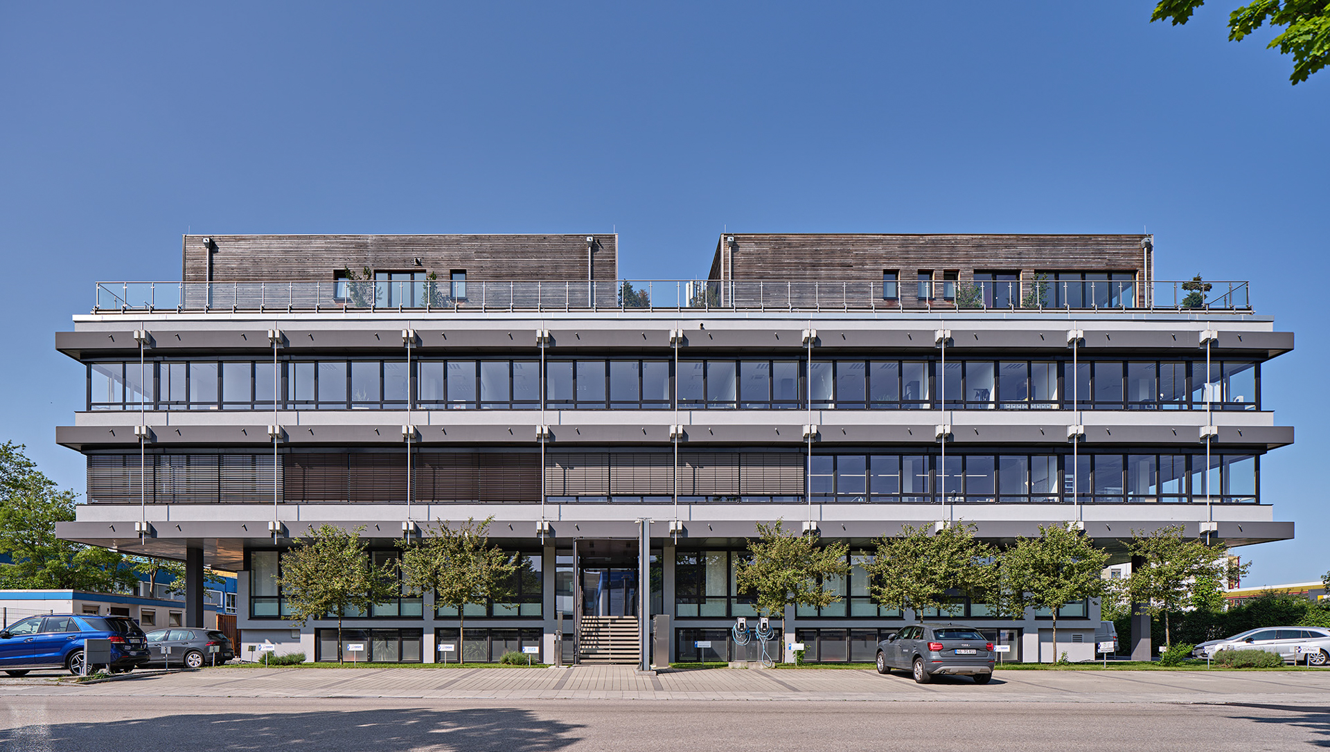 Oskar-von-Miller-Straße 1, Eching