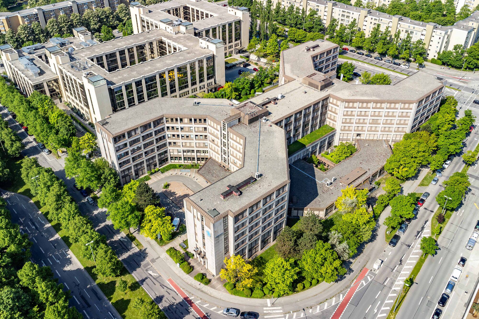 Thomas-Dehler-Straße 25, München