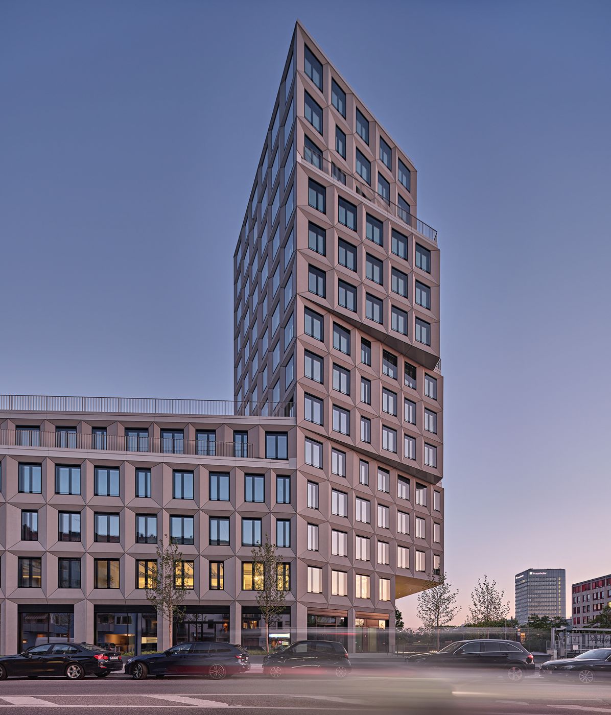 Vollvermietung im HEIMERAN: insparx GmbH bezieht 530 m²